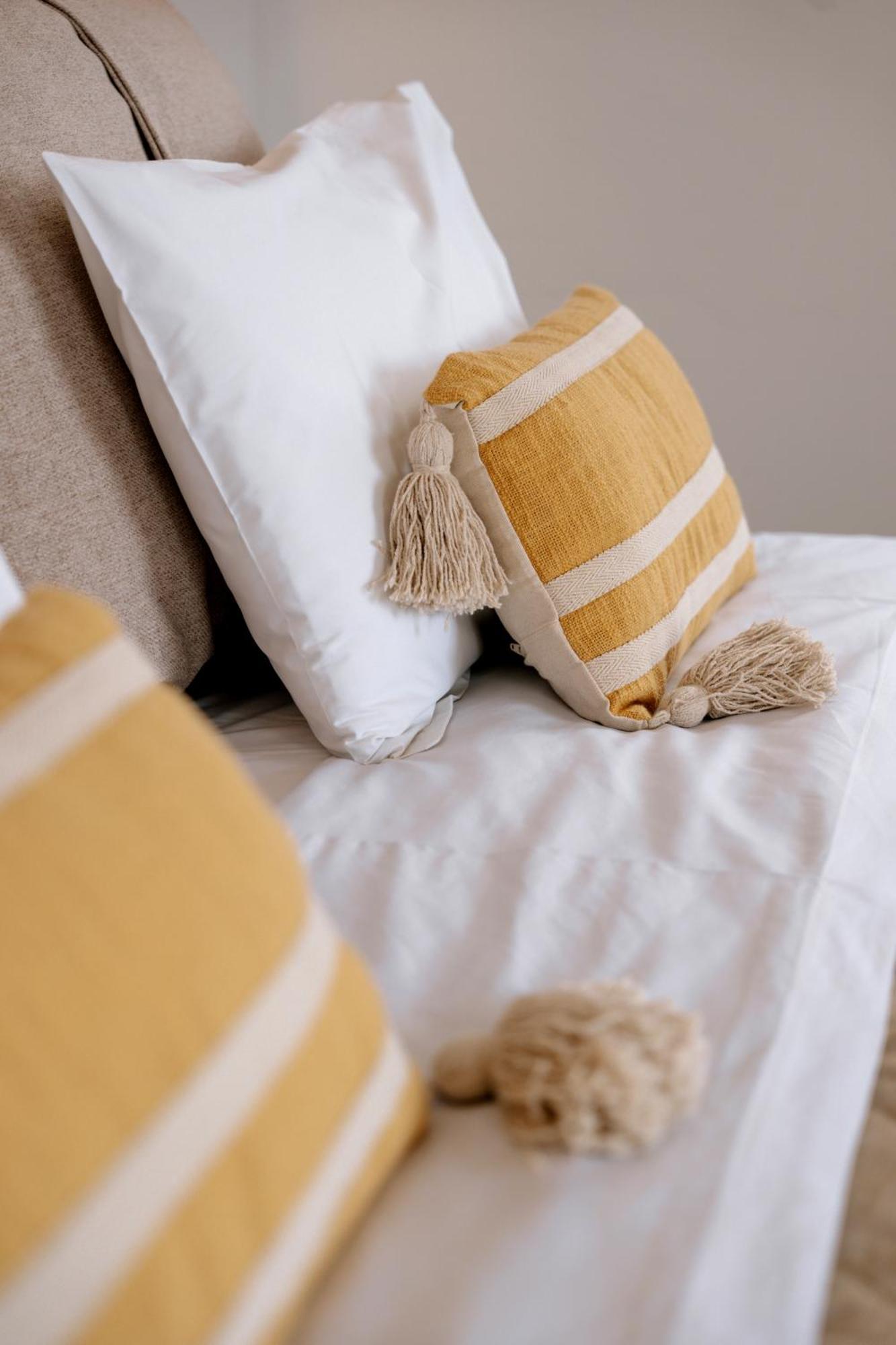 Pnoi Hotel ロガラス エクステリア 写真