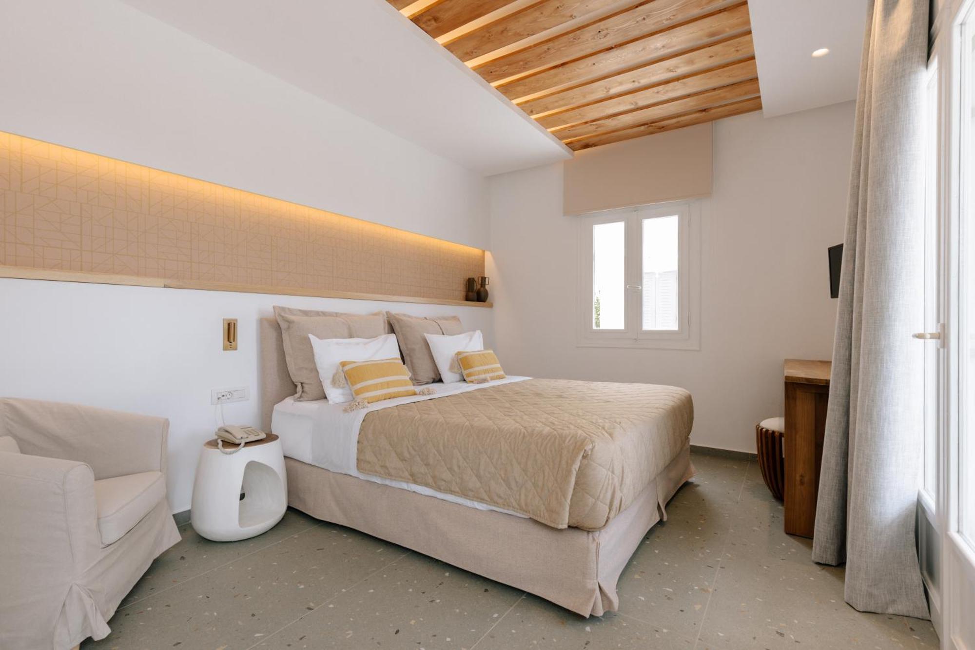 Pnoi Hotel ロガラス エクステリア 写真